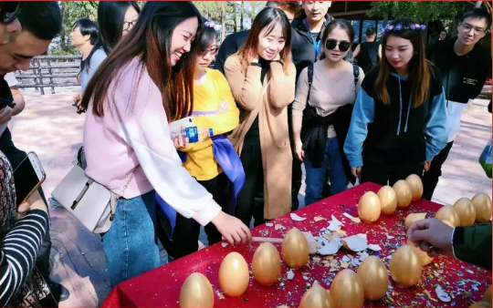 元旦超嗨！馬仁奇峰針對(duì)這些人免費(fèi)，更有高空砸金蛋！