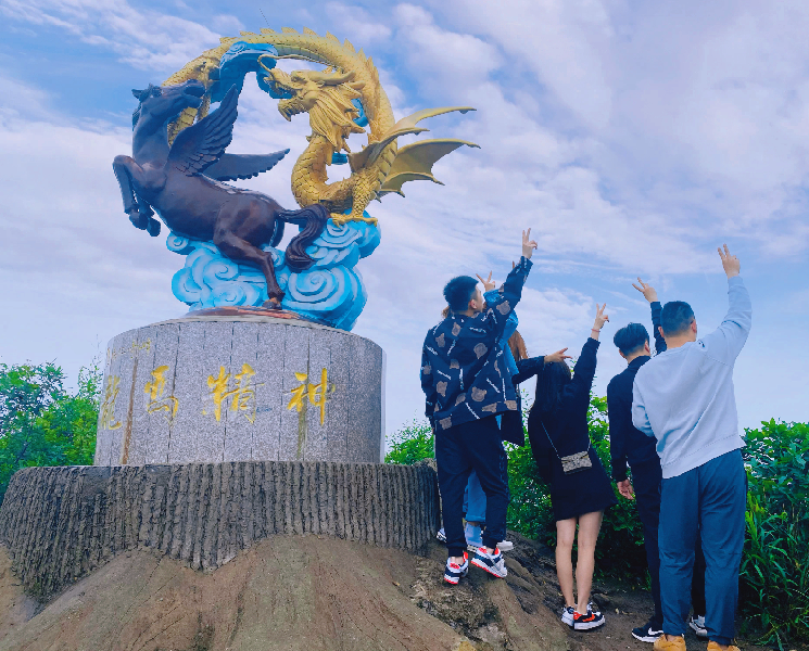 馬仁奇峰景區(qū)榮獲“2020安徽文旅十大網(wǎng)紅打卡地”！