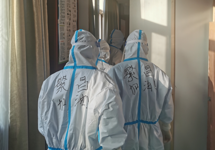 從景區(qū)員工變成奮斗在一線的“大白”！繁昌加油！